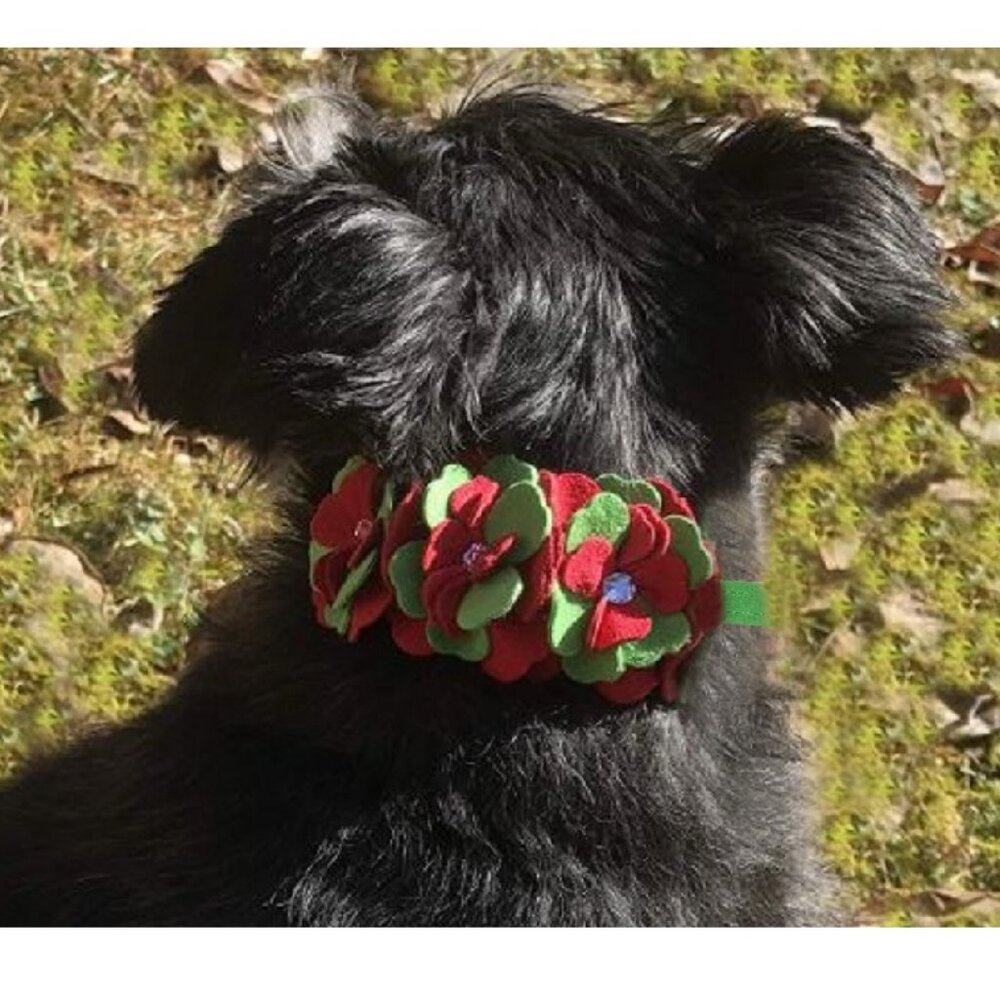 Size Small - Red & Green Fantasy Flowers 1/2" Dog Christmas Collar w Crystals